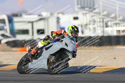 media/Dec-05-2024-Racers Edge (Thu) [[e102e0690b]]/3-B Group/Session 5 (Turn 16)/